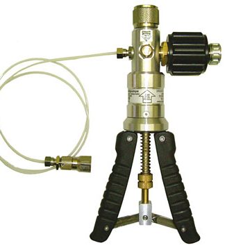 WIKA CPP30 Pneumatic Hand Pump | Calibration Pumps and Pressure Sources | WIKA-Pressure Calibrators |  Supplier Saudi Arabia